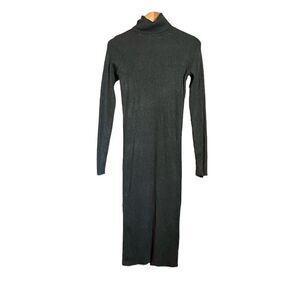 NWT! Rocorose grey ribbed sweater midi dress